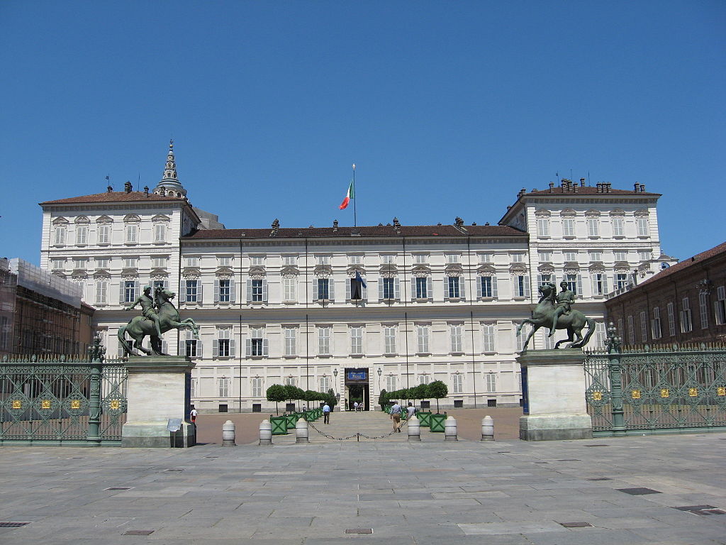 Palazzo reale: the residence of Savoia Family in Turin