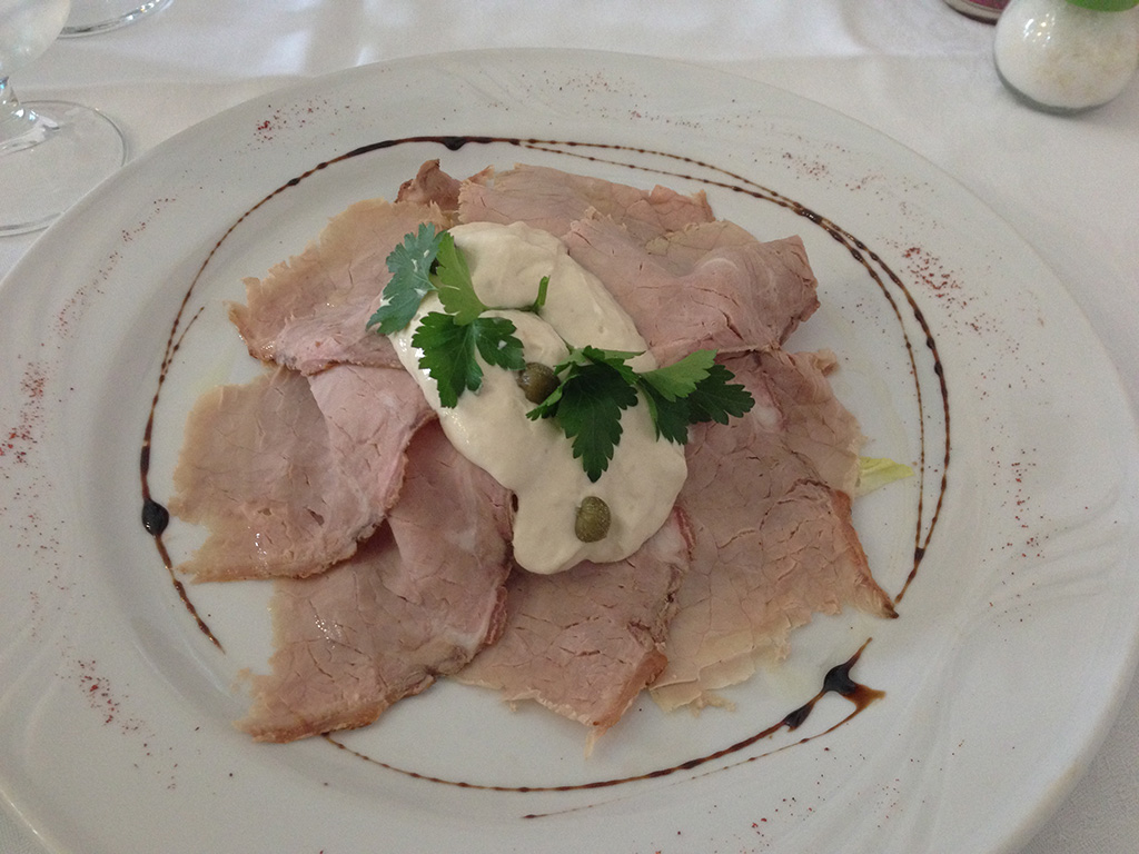 Vitello tonnato: an inimitable taste in Piedmont